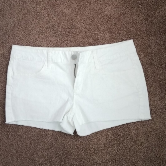 No Boundaries Pants - White shorts